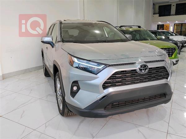 Toyota for sale in Iraq